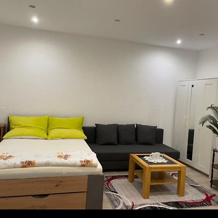 Studio Apartment Zentrum Ruesselsheim Luaran gambar