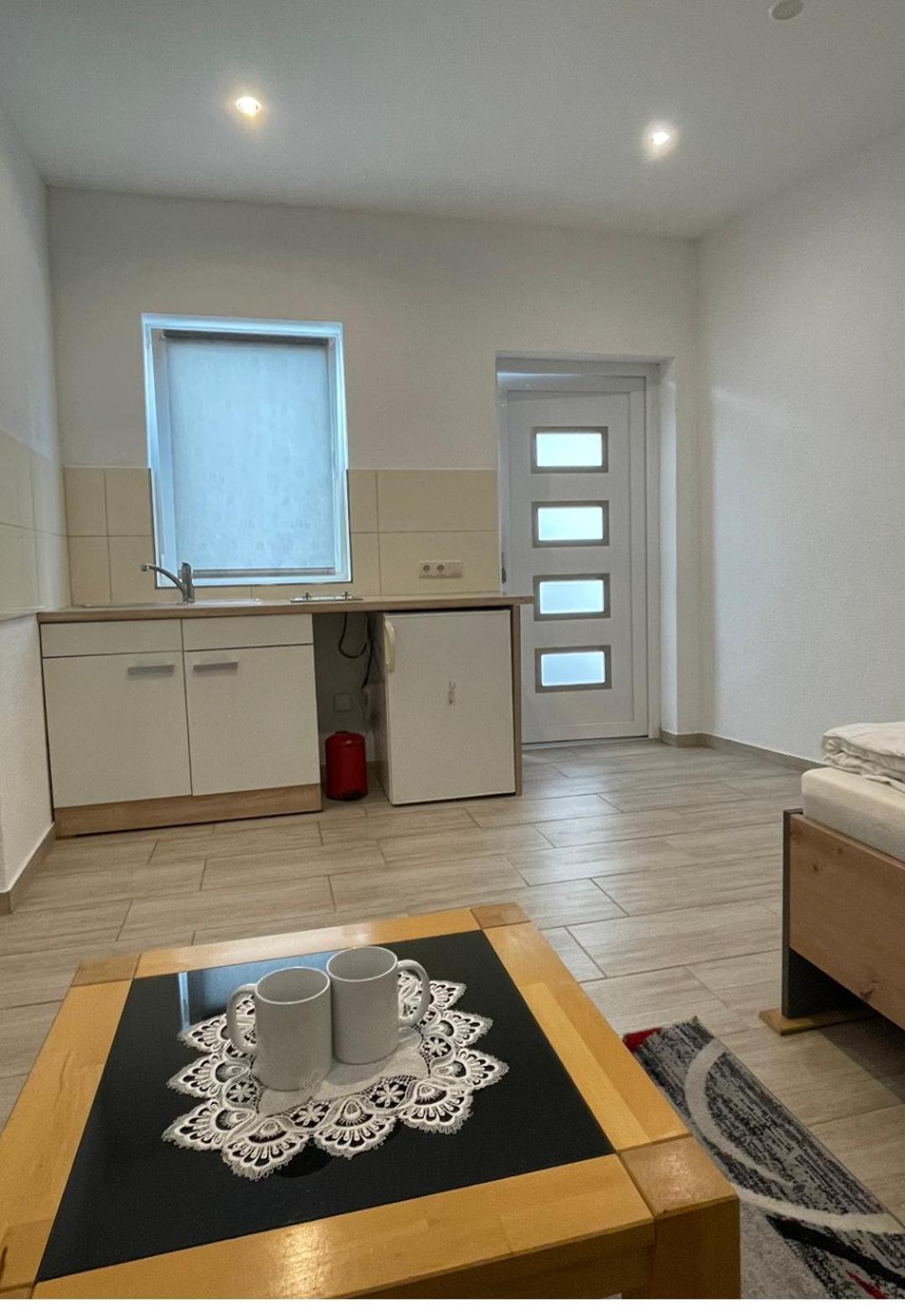Studio Apartment Zentrum Ruesselsheim Luaran gambar